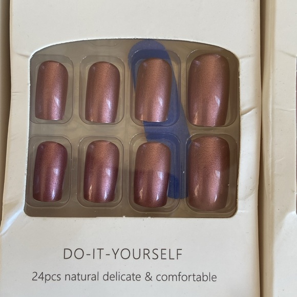 Press on nails x6 - Picture 6 of 7